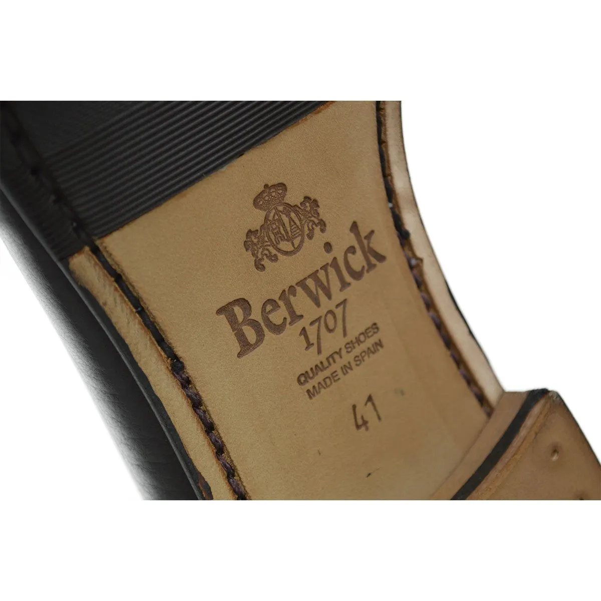 Berwick 1707 Classic Belgian Loafer (4950) Black Deerskin