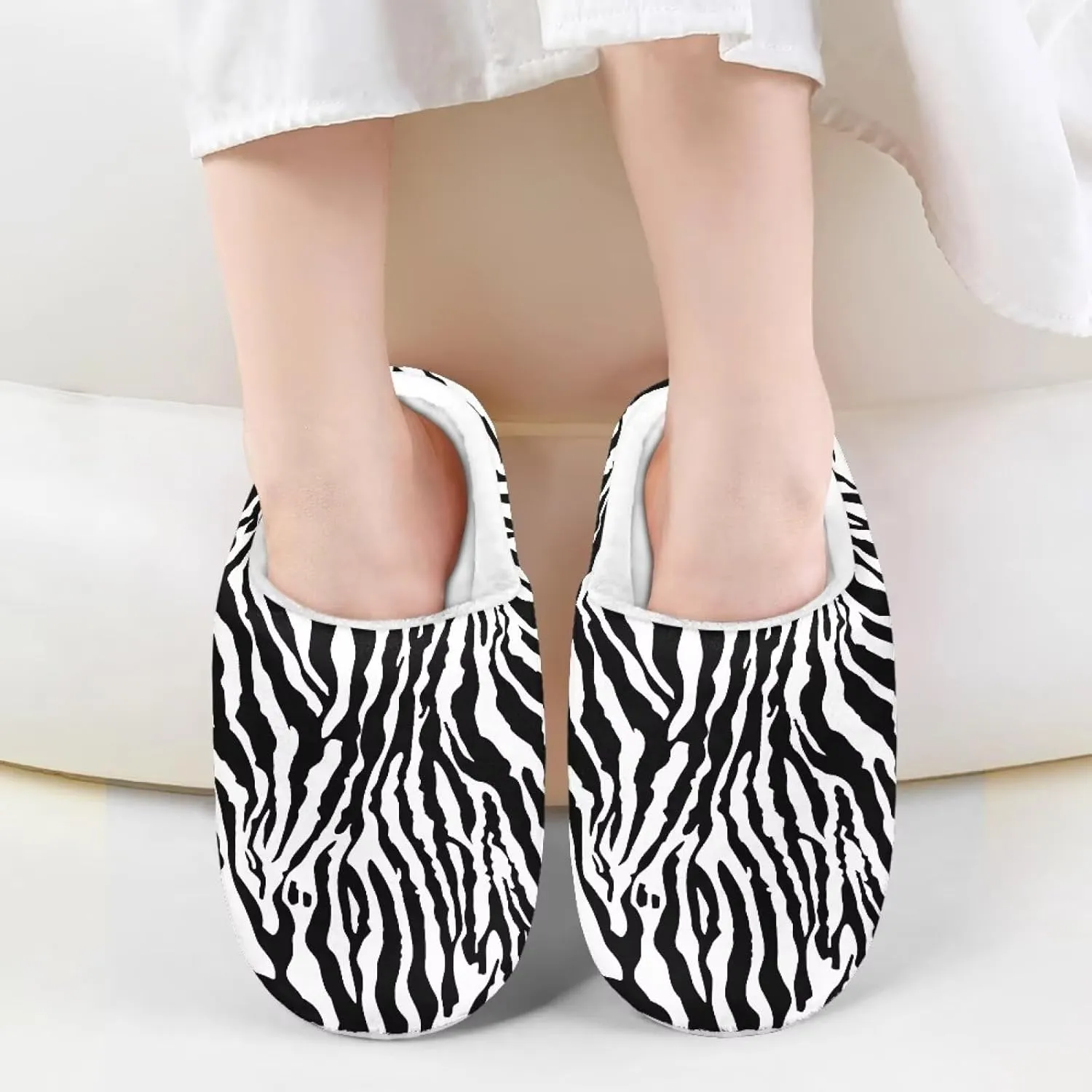 Cactus Slippers for Kids Girls Boys Slippers Soft Plush Slippers Slip-on Fuzzy House Slippers Indoor Outdoor