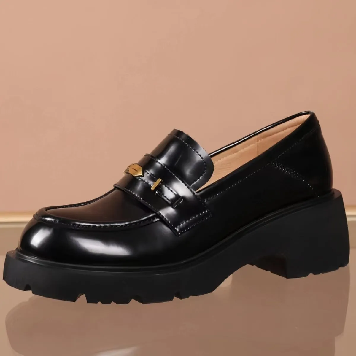 Comfort Women's Leather Loafers Closed Round Toed Waterproof Platforms Chunky Block Heels for Women Office Dress Casual Shoes