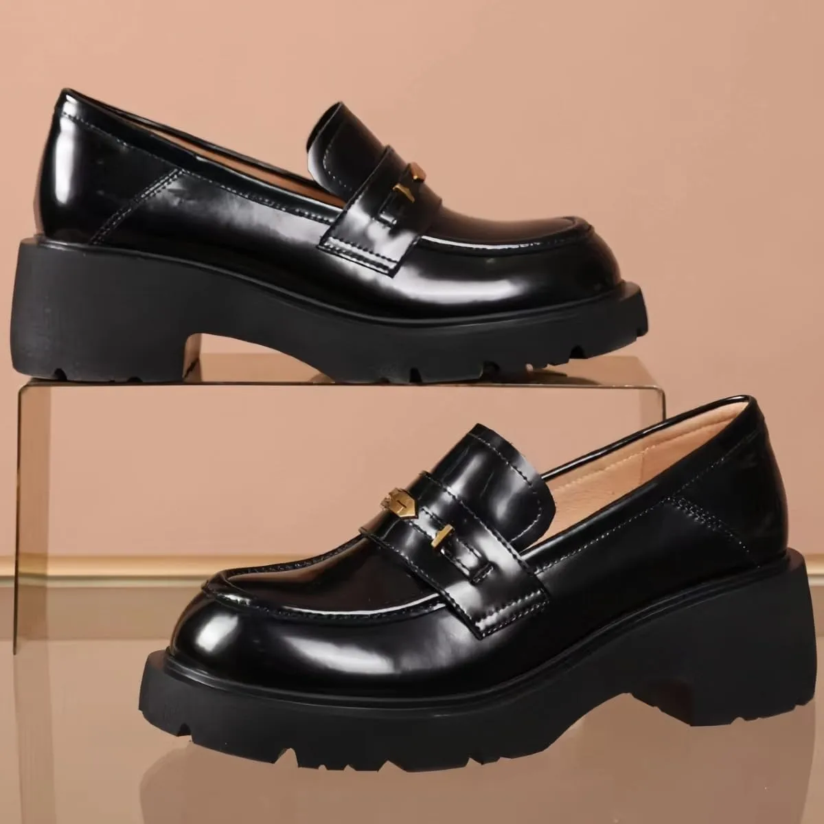 Comfort Women's Leather Loafers Closed Round Toed Waterproof Platforms Chunky Block Heels for Women Office Dress Casual Shoes