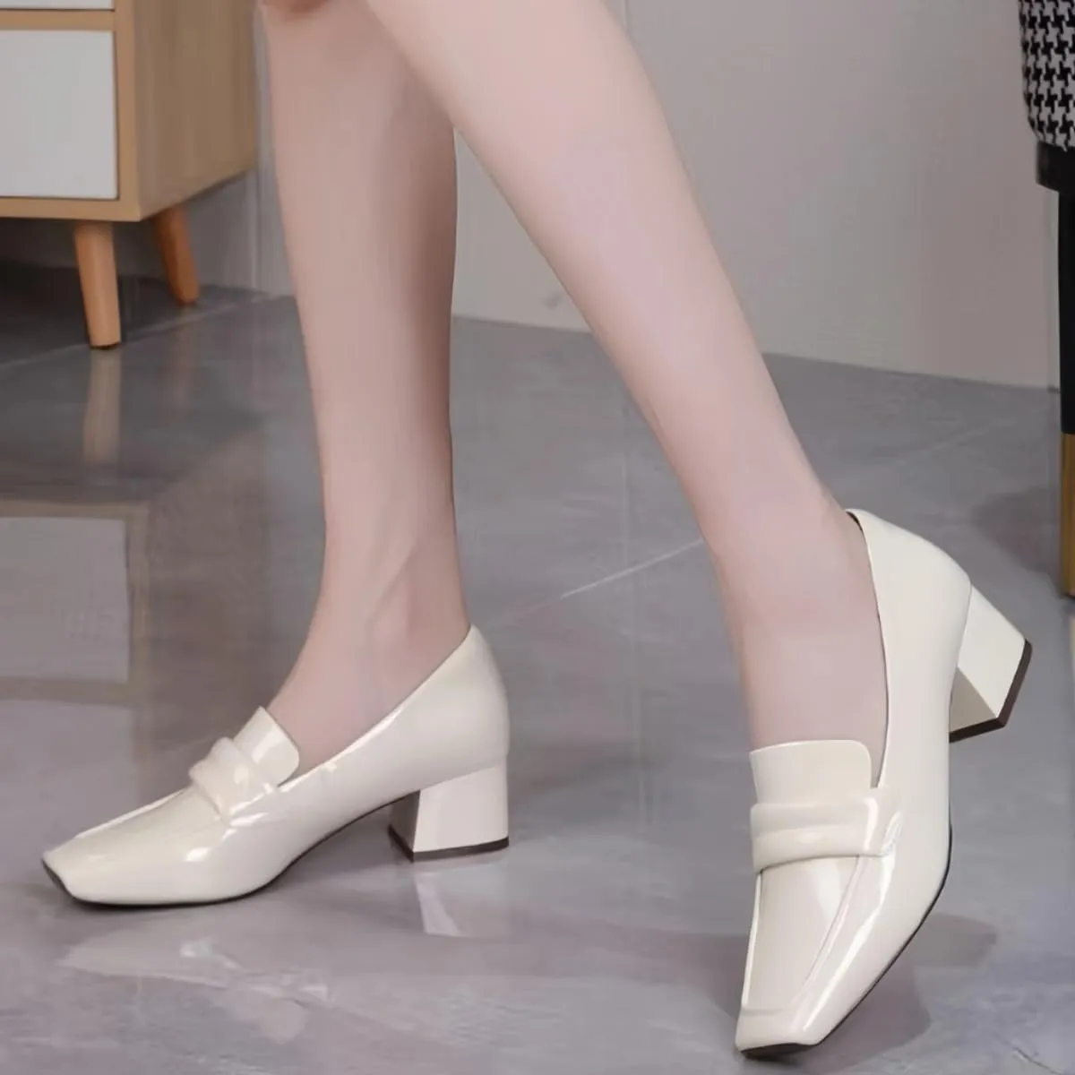 Comfort Women's Loafers Square Toe Patent Leather Waterproof Platforms Chunky Block Heels for Women Office Dress Casual Shoes