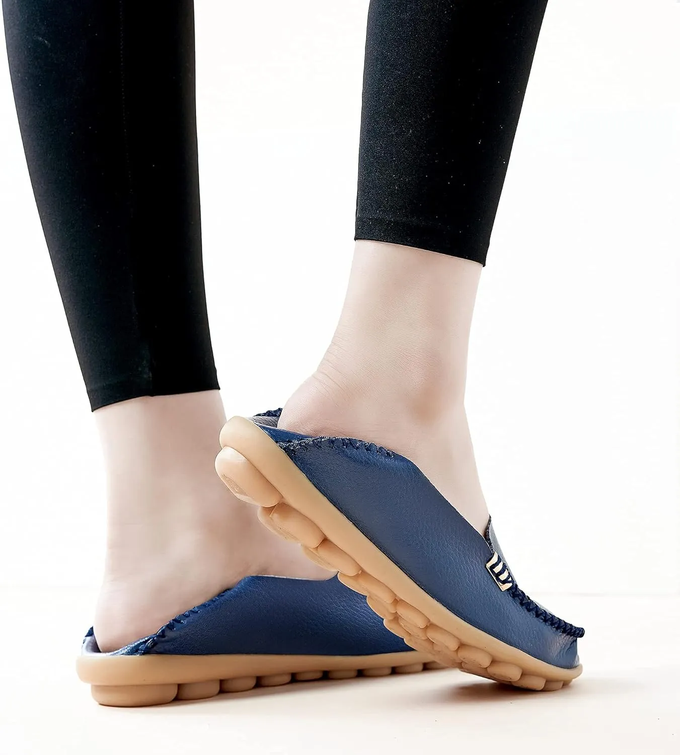 DUOYANGJIASHA Women's Comfortable Loafers Casual Round Toe Moccasins Wild Driving Flats Soft Walking Shoes Women Slip On