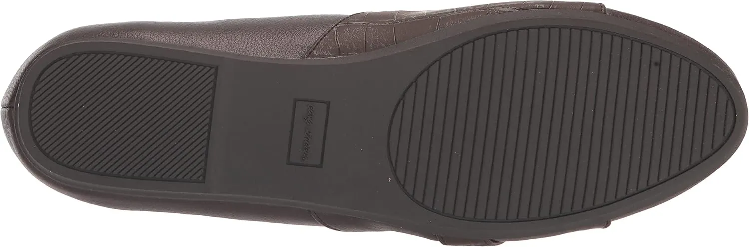 Easy Street Women's Bessie Sneaker