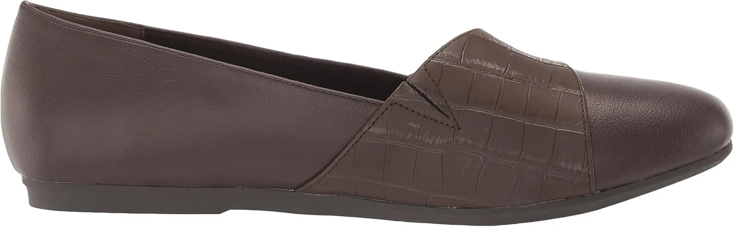Easy Street Women's Bessie Sneaker