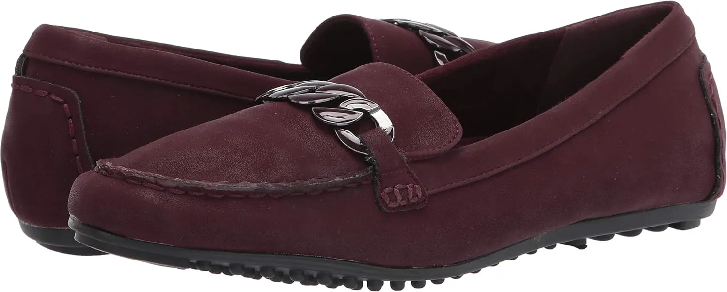 Easy Street Women's Flat Sneaker