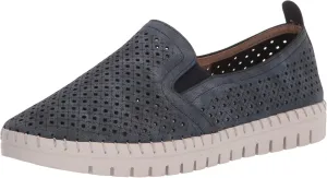 Easy Street Women's Fresh Slip-on