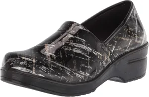 Easy Works by Easy Street Women's Laurie Clog, Black Streak Patent,6 Wide
