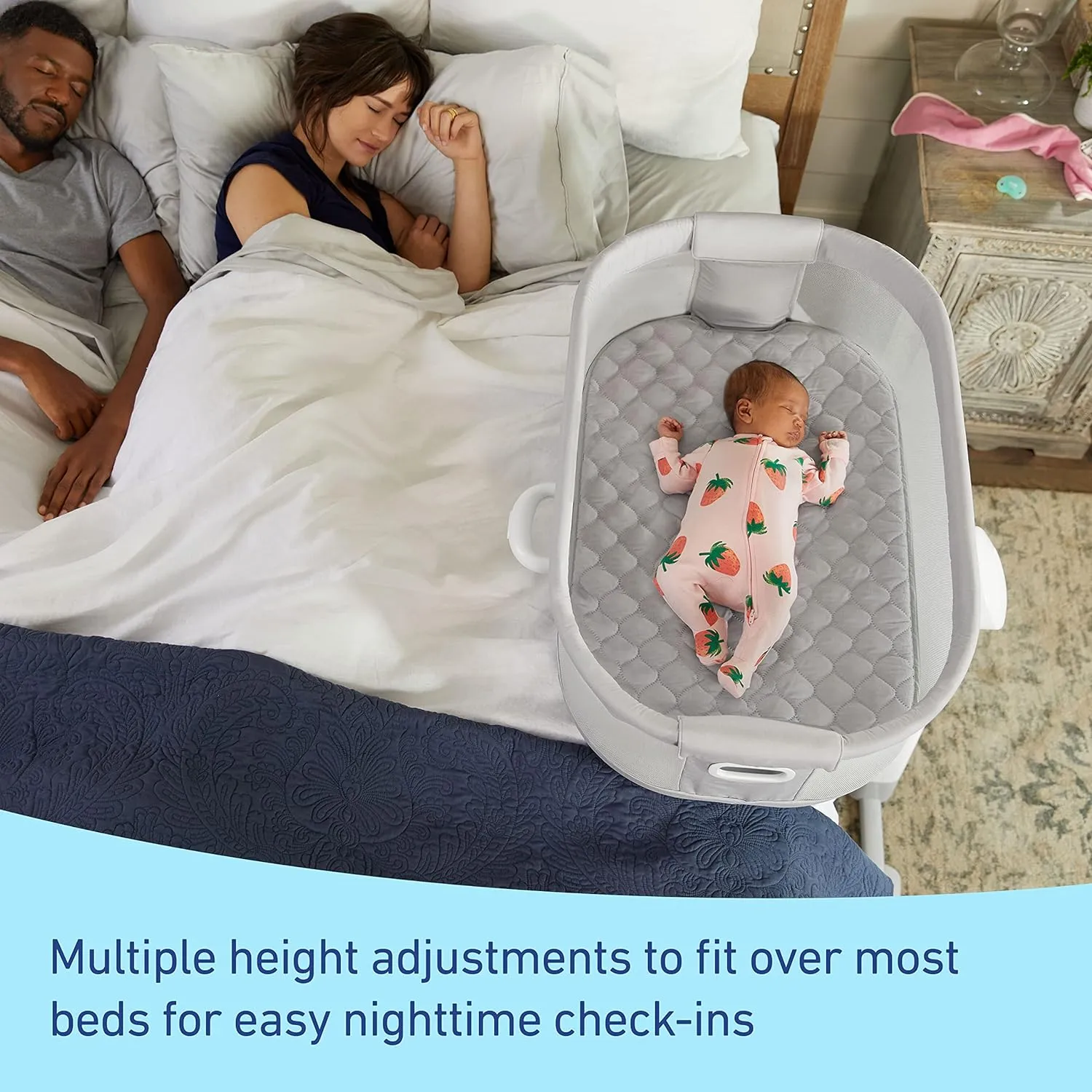 Graco® DreamMore™ Bedside Bassinet Deluxe with Calming Motion