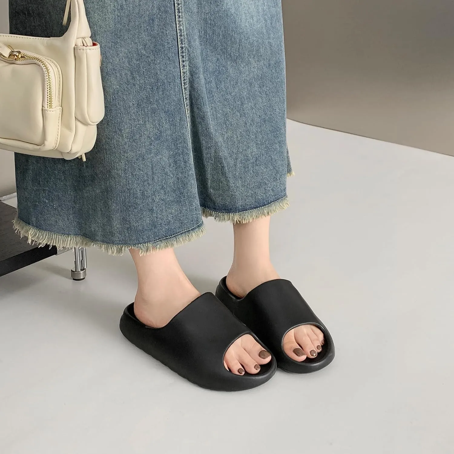 Hsttgsr Pillow Slippers for Women and Men, EVA Anti-Slip, Super Soft, Quick-Drying Comfort Cloud Slides for Showers, Lightweight Spa Massage Summer Sandals for Adults, Indoor and Outdoor