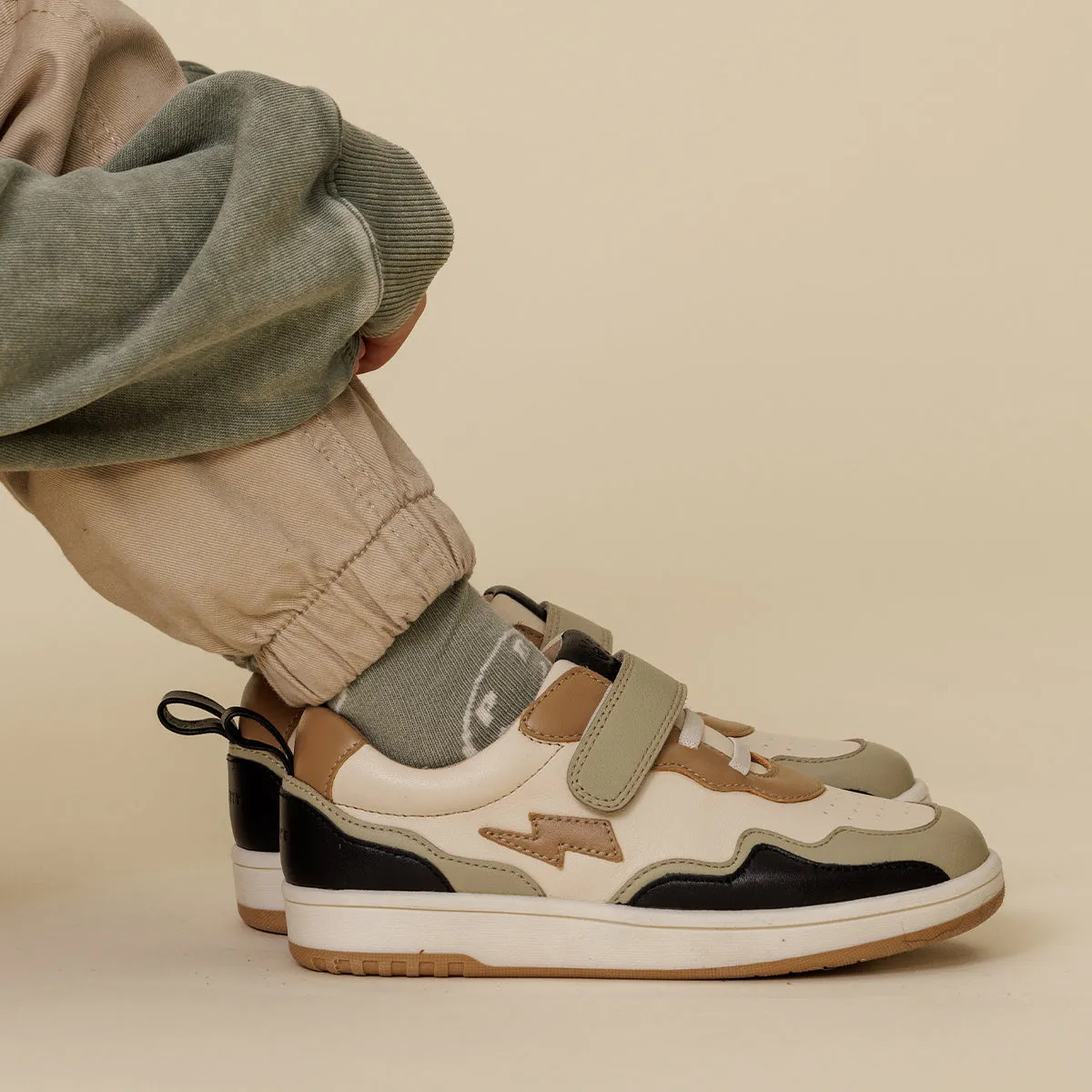 Icon Trainer - Lightning