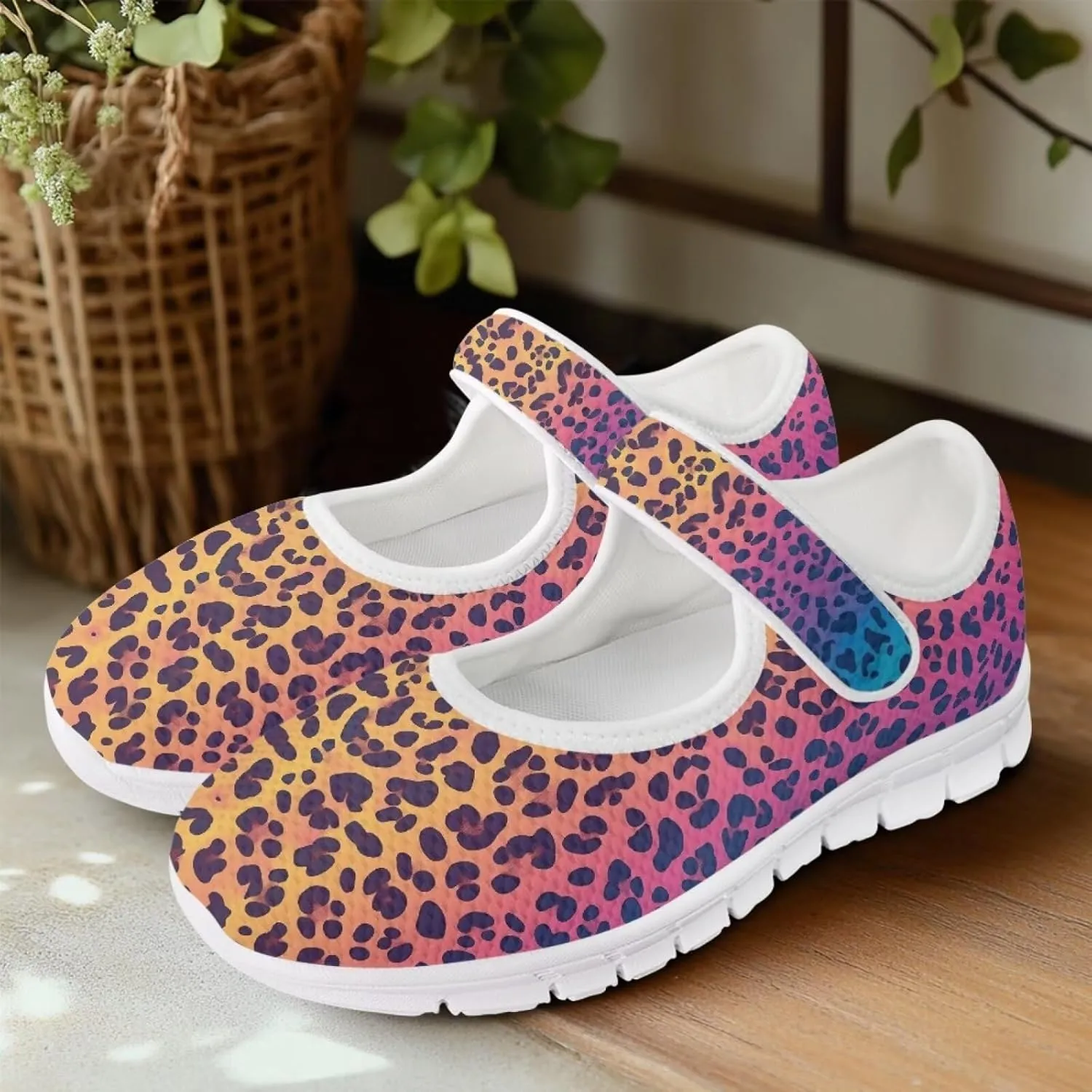 JoyLamoria Womens Slip on Fashion Mary Jane Shoes Retro Mushroom Painted Flats Causal Road Walking Shoes Non Slip Platform