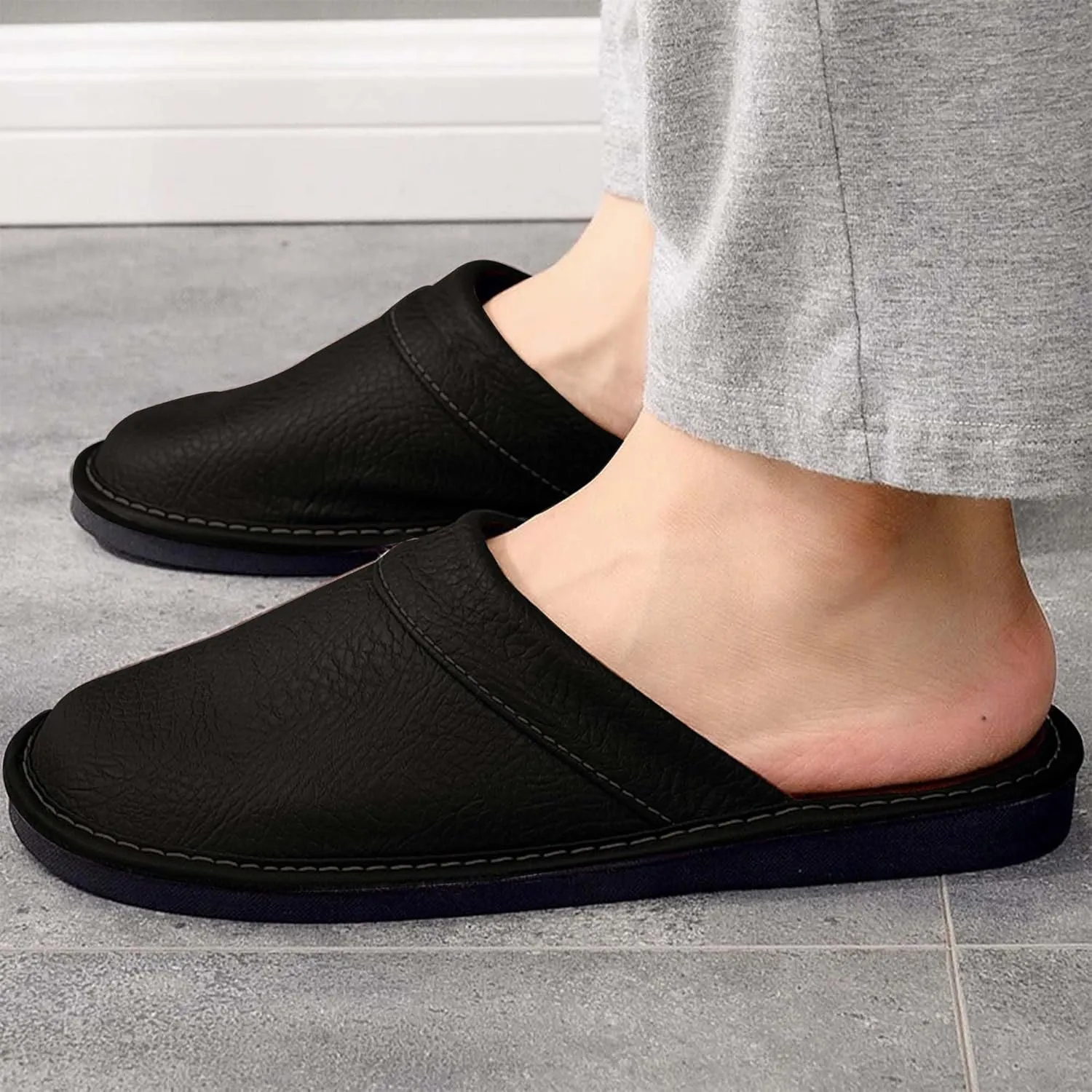 Men's Comfortable Round Toe Non-slip Soft Slippers Genuine Leather Slippers House Slip-on Shoes Office Bedroom Home Slippers