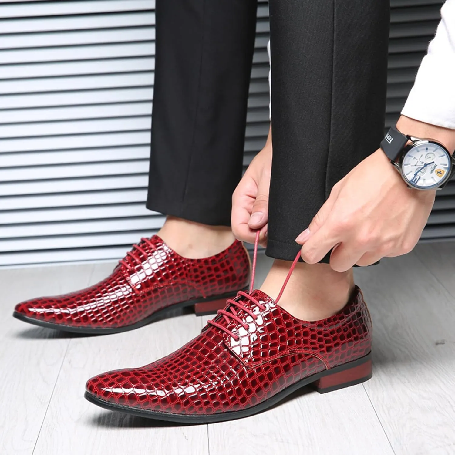 Mens Dress Shoes Fashion Faux Crocodile Patent Leather Formal Shoes Lace-up Pointed-Toe Wedding Party Oxford Shoes