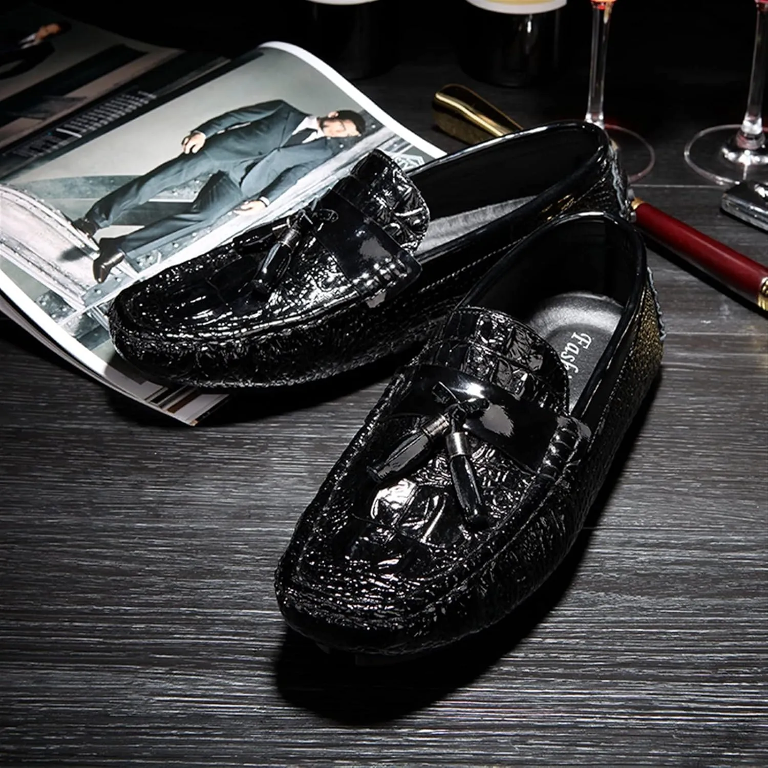 Men's Loafers Genuine Leather Tassel Round Toe Faux Crocodile Grain Anti-Slip Flexible Comfortable Outdoor Walking Slip-on