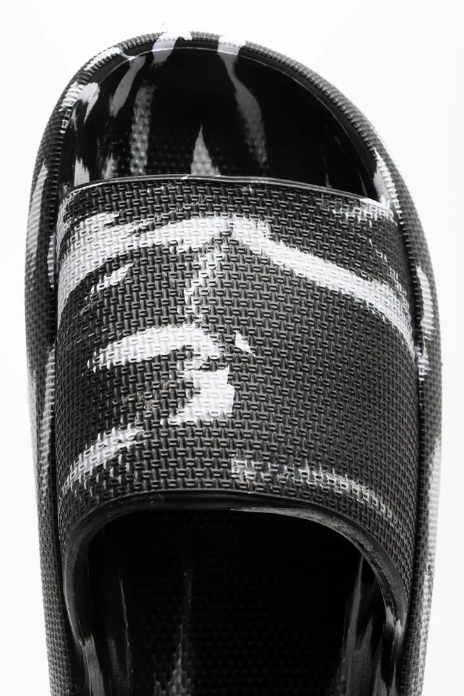 Moulded Slide Black