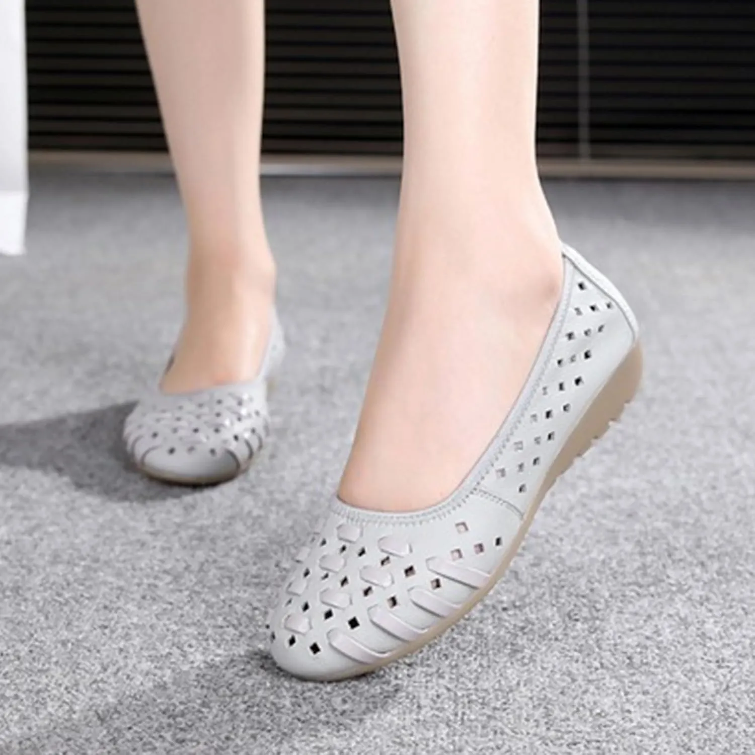 MOYOWEI Women's Summer Comfort Woven Leather Flats,Pointed Closed Toe Hollow Non-slip Soft Sole Slip-on Walking Casual Shoes