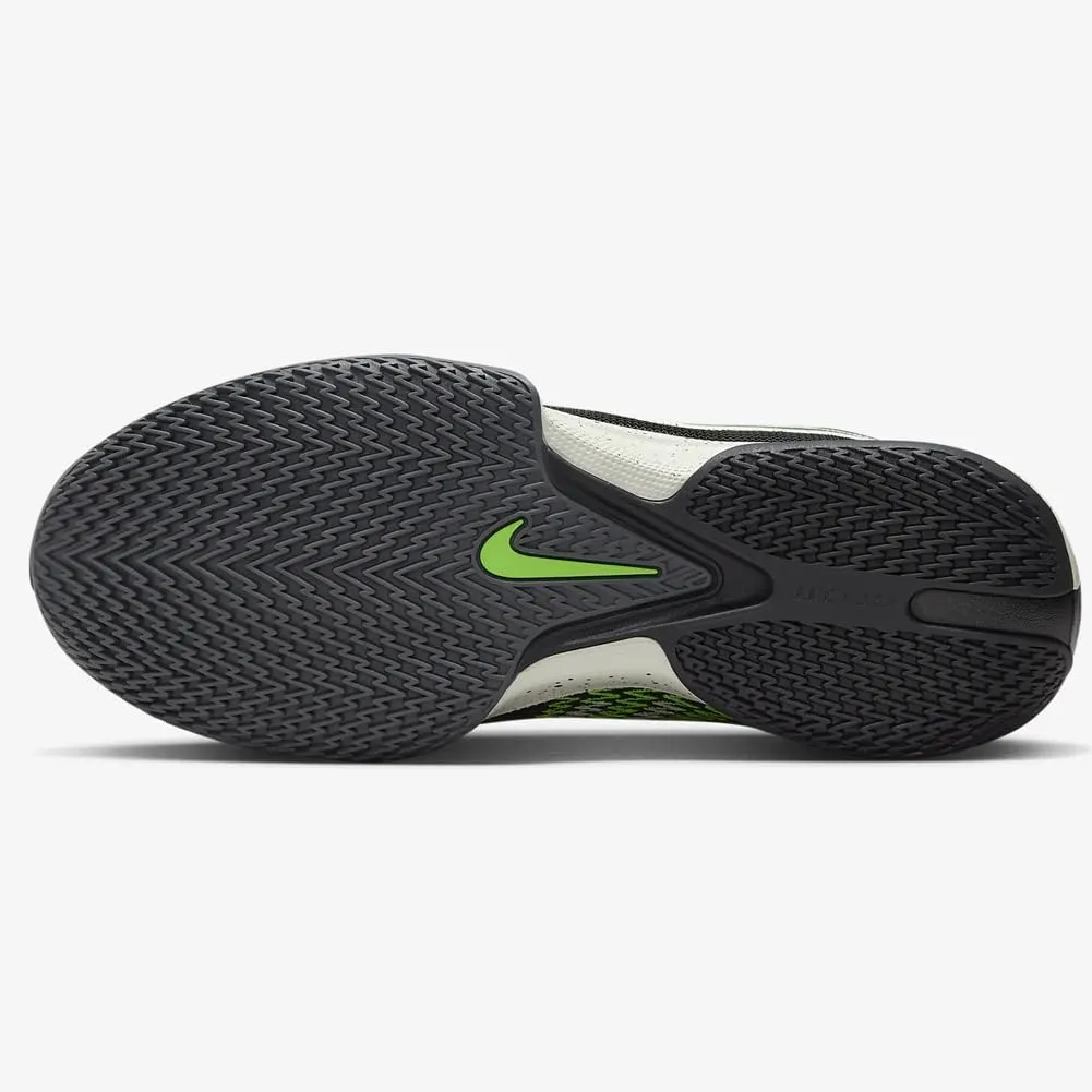 Nike Men's Basketball Shoe