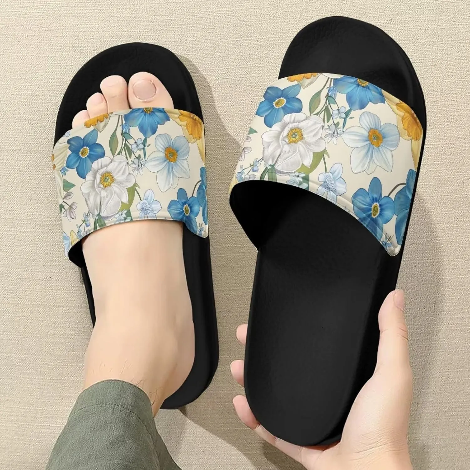 Pool Sandals Women Non Slip Slip on Sandals Women Comfortable Black