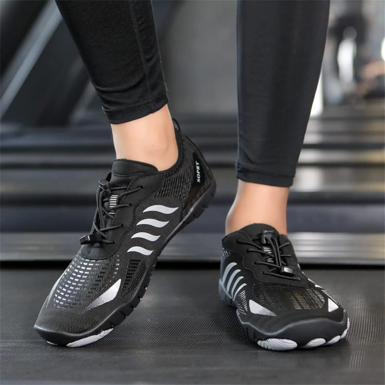 Quick Dry Water Shoes for Barefoot Beach Swim Pool Aqua Socks Womens Mens Outdoor Sports Hiking Surf Kayaking Yoga Exercise Shoes