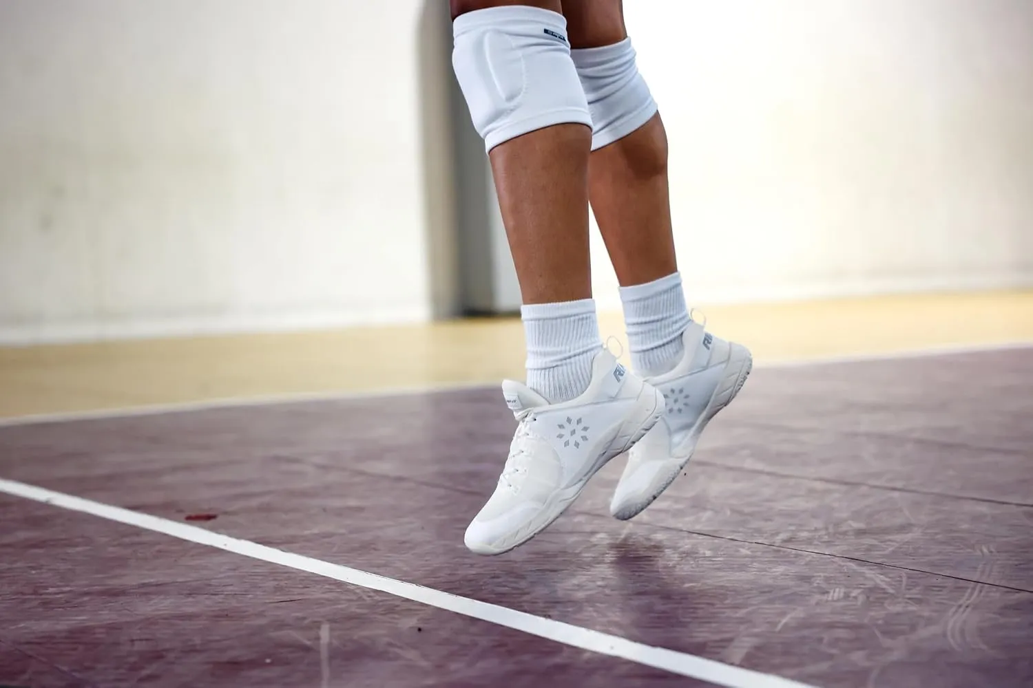 RIP-IT Women’s Unity Volleyball Shoes Indoor All Court Shoes with Arch Support