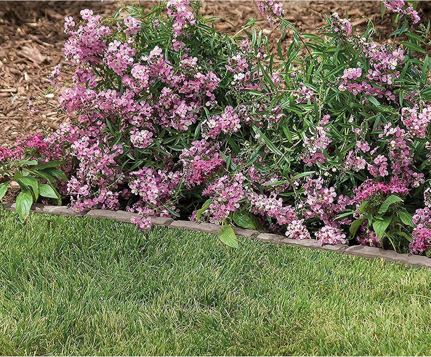 Suncast 12 Pack Quick Edge Resin Material 35 Inch Single Strip Natural Stone Lawn Border Edging for Patio, Gardening & Landscaping, Flagstone