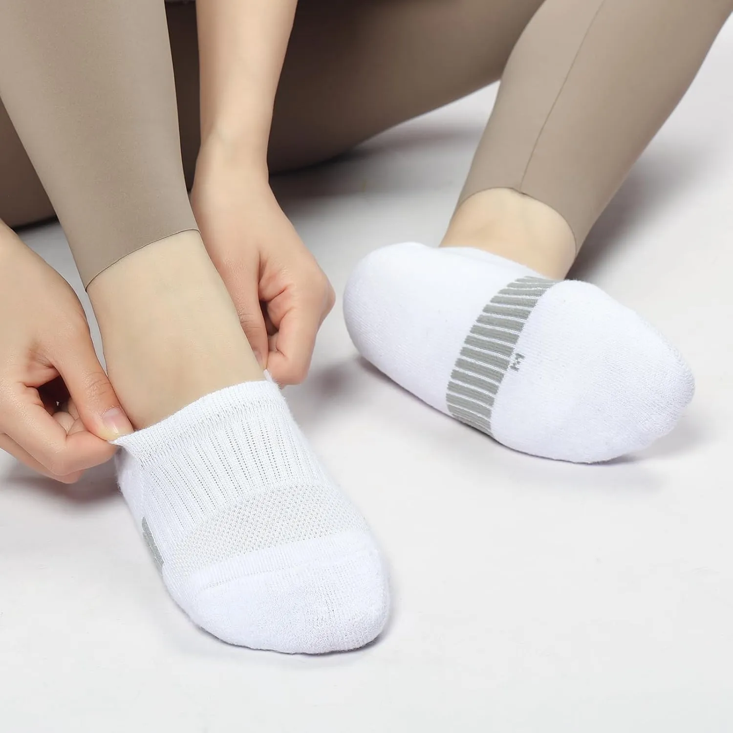 Toes Home No Show Socks Womens Cushioned Low Cut Athletic Hidden Liner for Sneakers Ankle Invisible Running Socks 4/6 Pairs