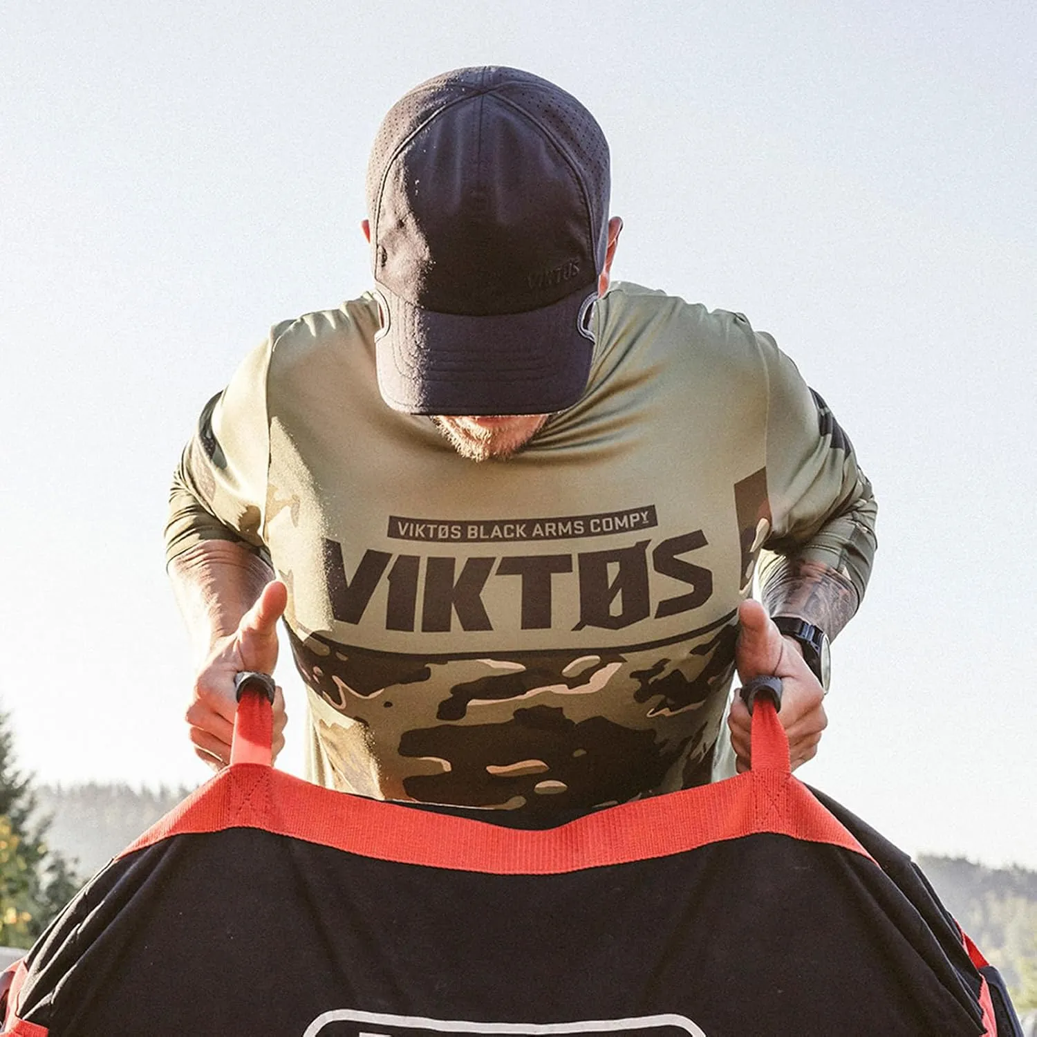 VIKTOS Men's Range Trainer Sunblock Jersey | Lightweight Breathable Comfortable Long Sleeve Shirt with Non-Fade Print