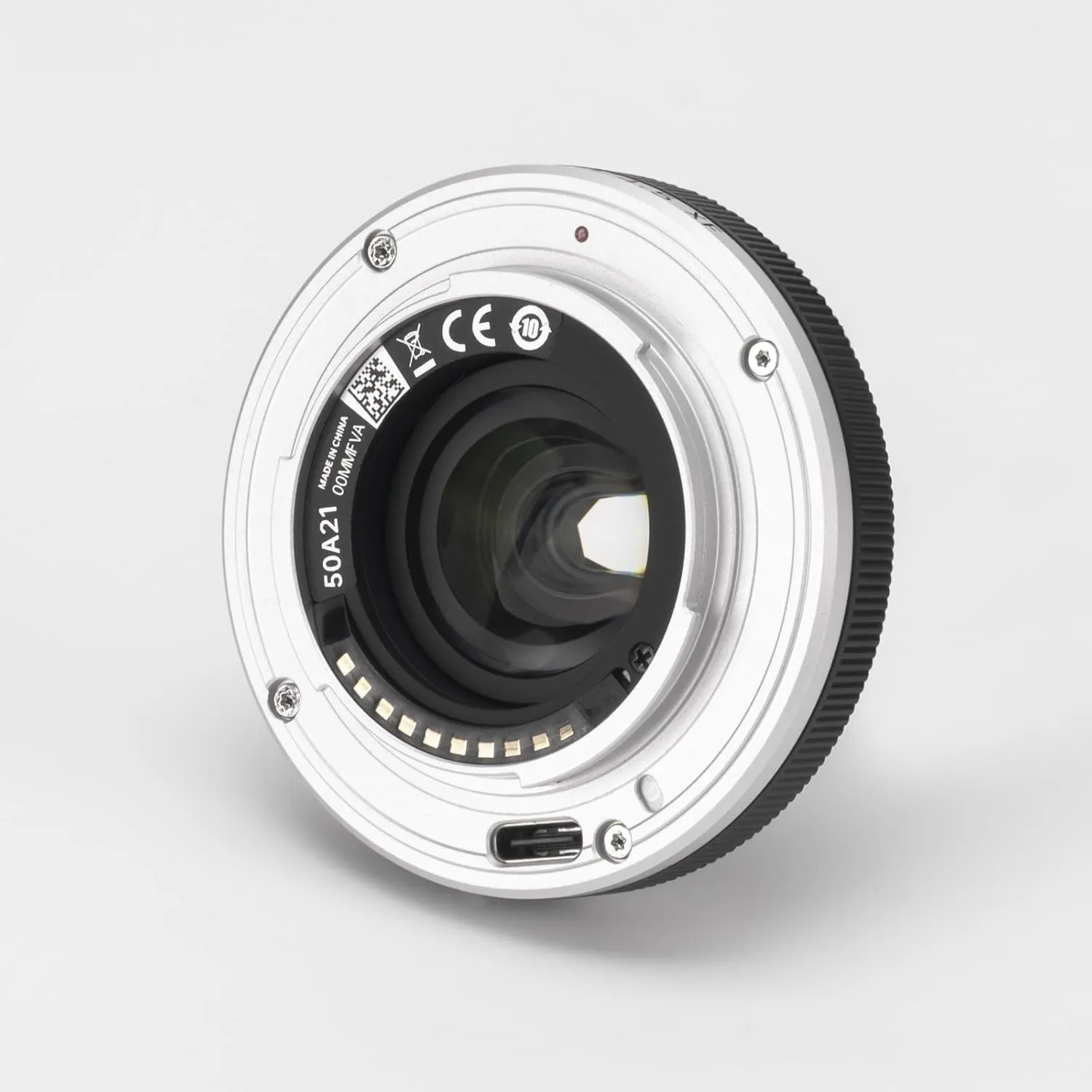VILTROX 28mm F4.5 XF Pancake APS-C for Fuji XF, Auto Focus Wide Angle Prime Lens for Fujifilm Fuji X-Mount X-Pro2 X-Pro3 X-S10 X-T20 X-T30 XT30II X-T200 X-H2 X-H2S X-T5 X-S20 X-T50 X-M5 X-E2S