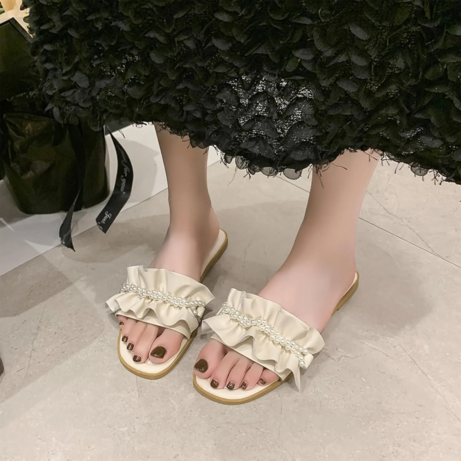 Women's Pearl Ruffled Square Open Toe Slides Sandals Fashionable Soft Flats Memory Foam Slip On Anti-Slip Dress Wedding Slippers