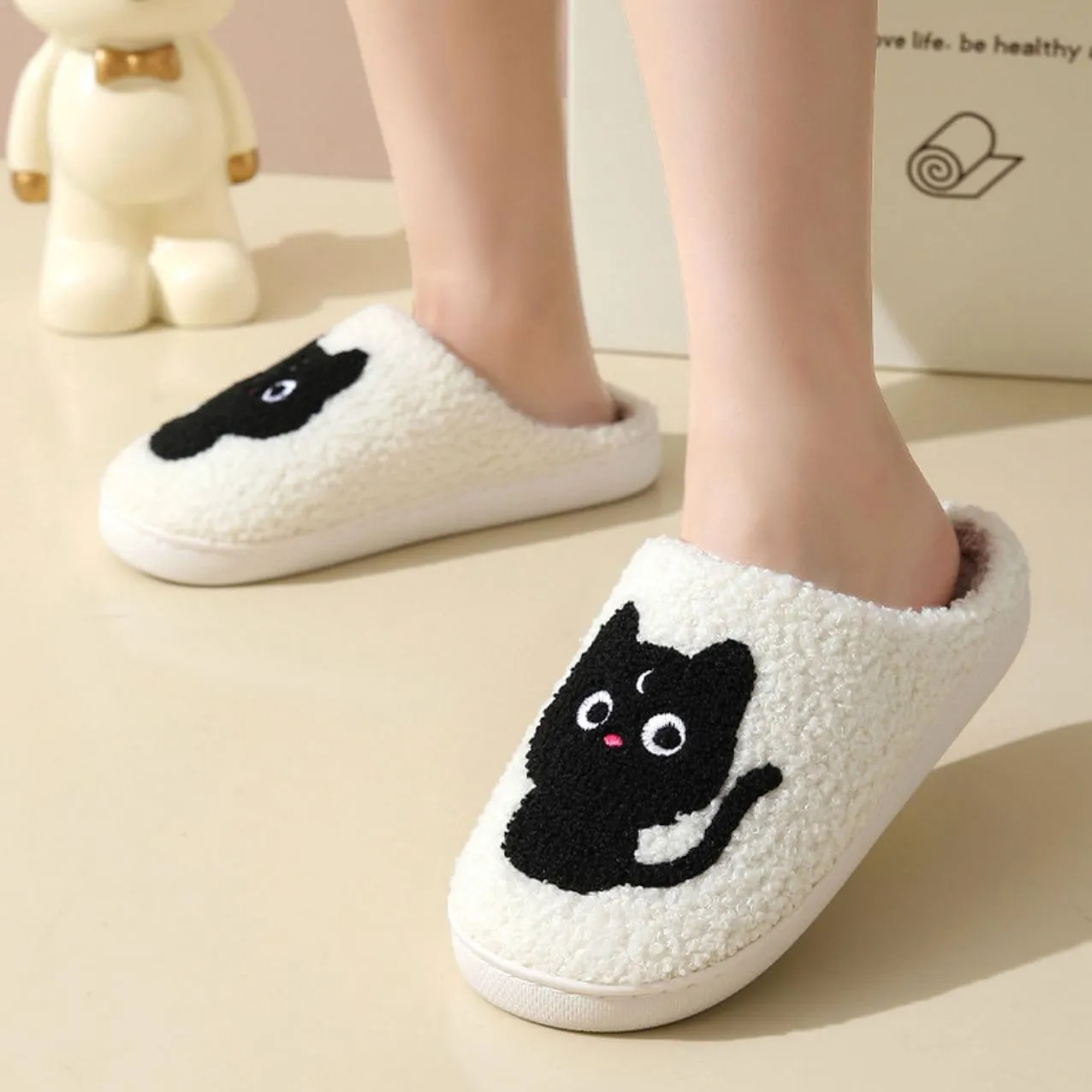 Women's Men's Heart Heart Slippers Strawberry Cherry Mushroom Slippers Evil Eye Slippers Cartoon Animal Cat Slippers Memory Foam Cozy Plush Slippers Couple Indoor Household Slippers